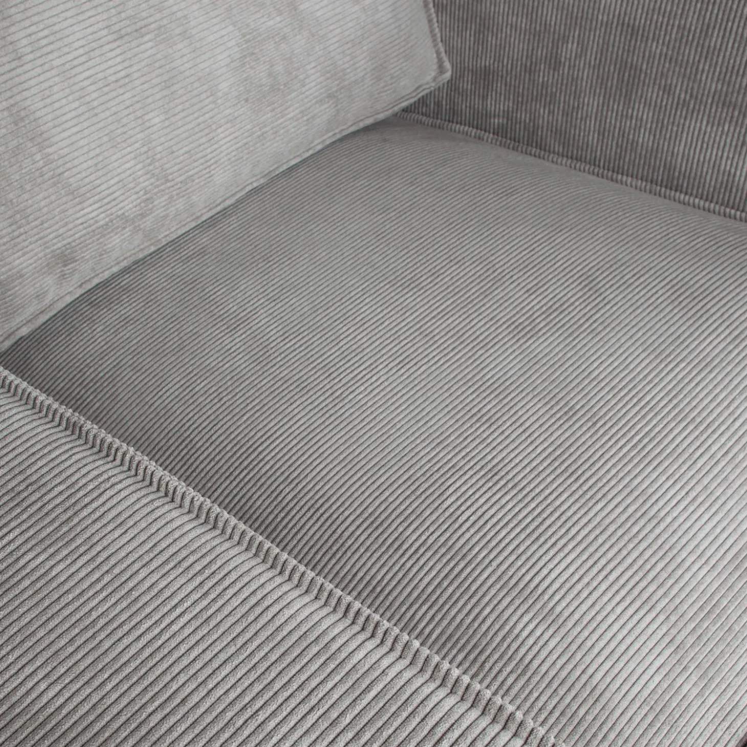 arwin-fauteuil-vergrijsd-groen-UNYYzHif-4.webp Sale WOOOD Arwin Fauteuil Vergrijsd Groen Verweerd Groen