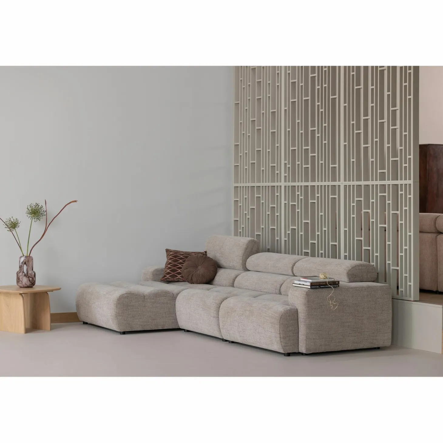 aziz-kussens-velvet-bruinnatur-TCkyybGi-2.webp Fashion WOOOD Aziz Kussens Velvet Bruin/naturel - Set Van 3