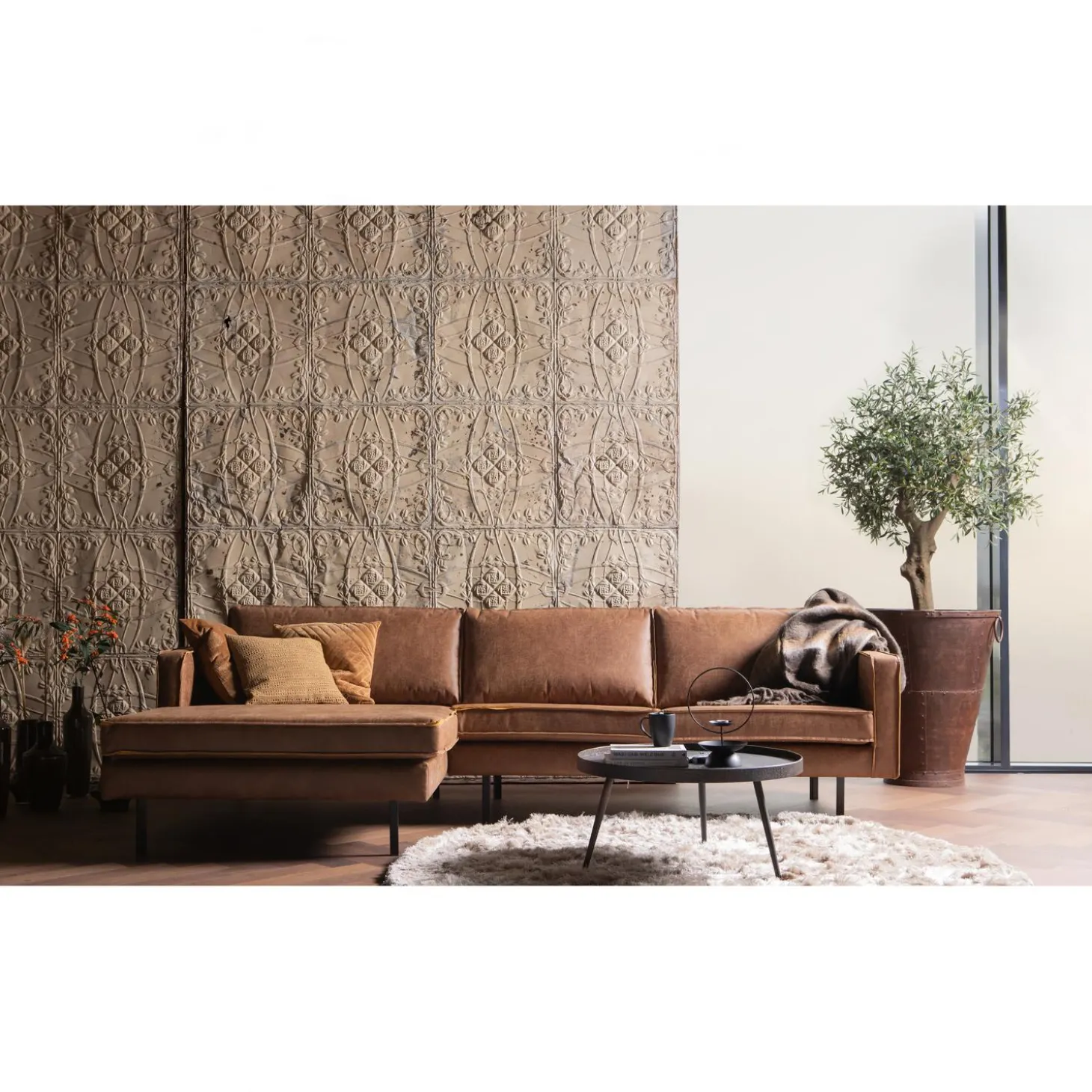 bounds-bijzettafel-xl-houtmeta-jSFjaWSR-2.webp Sale WOOOD Bounds Bijzettafel XL Hout/metaal 40xø76 Cm Antique Goud