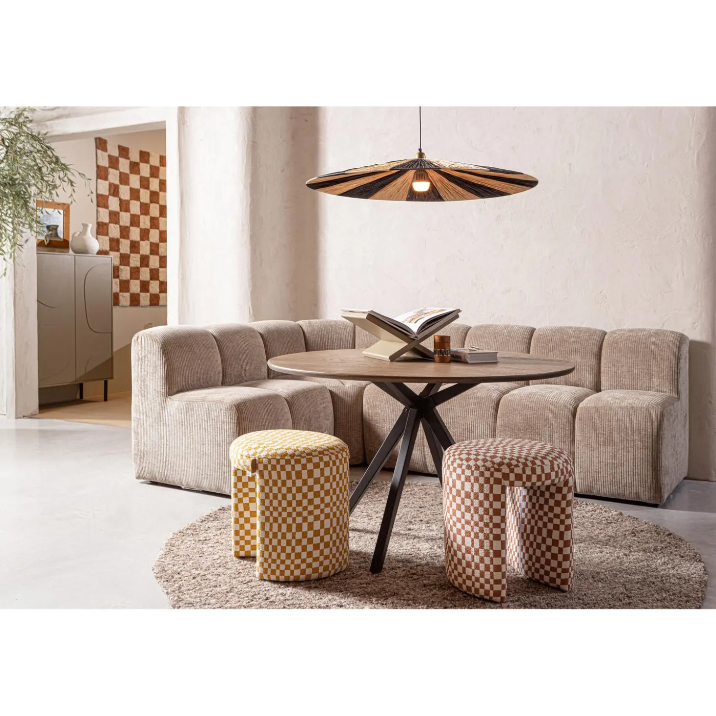 charlie-gestoffeerde-kruk-ruit-nWkWOwkJ-3.webp Online WOOOD Charlie Gestoffeerde Kruk Ruit Dessin Geel