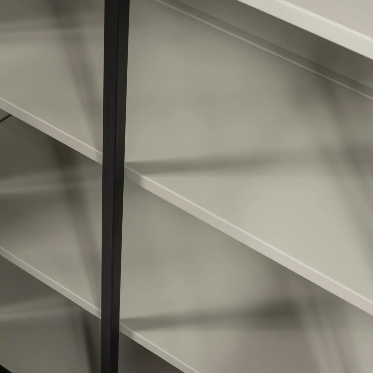 exhibit-xl-2-deurs-vitrinekast-wbOORWIZ-7.webp Sale WOOOD Exhibit XL 2-deurs Vitrinekast Metaal Zwart