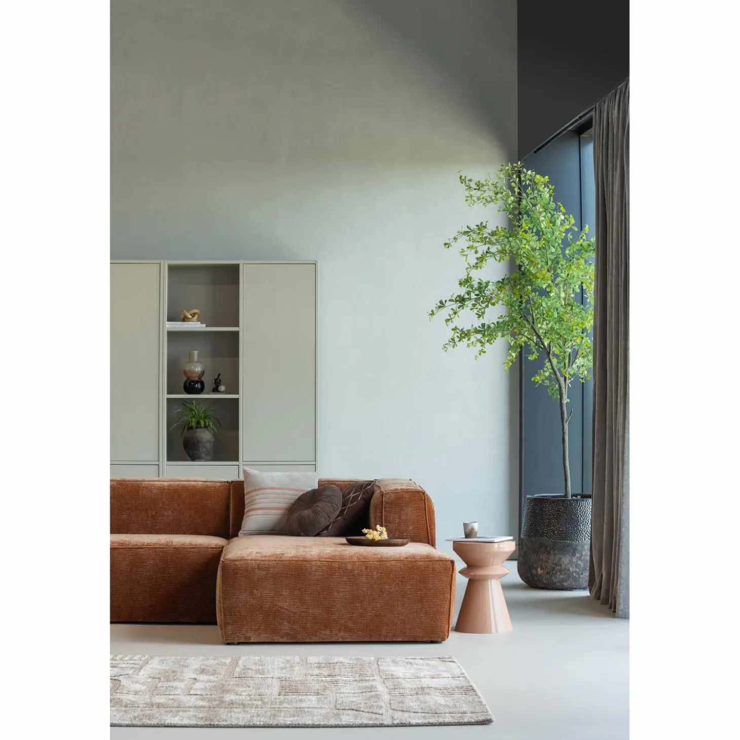 fedde-bijzettafel-metaal-oud-r-ytEzQvnf-2.webp Clearance WOOOD Fedde Bijzettafel Metaal Oud Roze