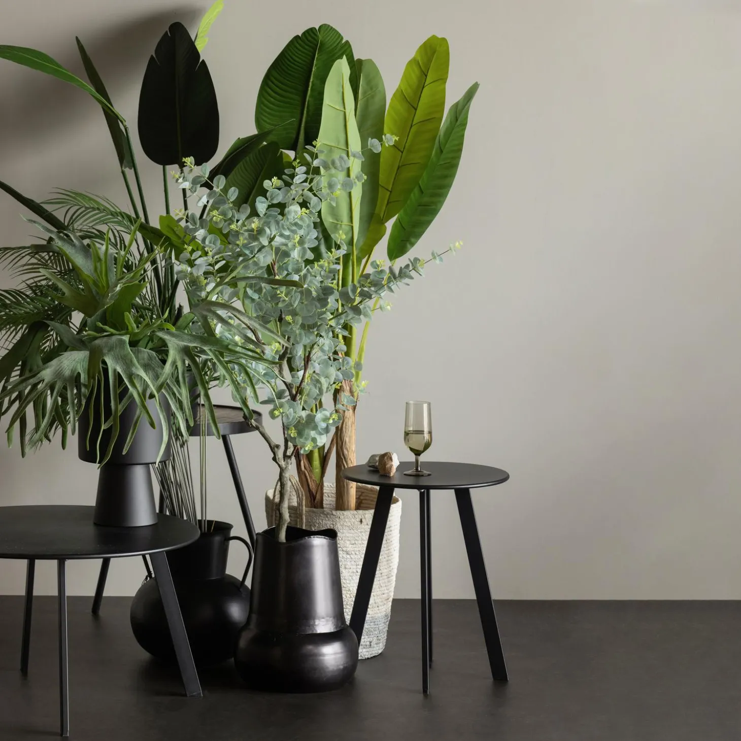 fer-bijzettafel-buiten-metaal-NMVrEaOy-2.webp Fashion WOOOD Fer Bijzettafel Buiten Metaal ø70 Cm Zwart