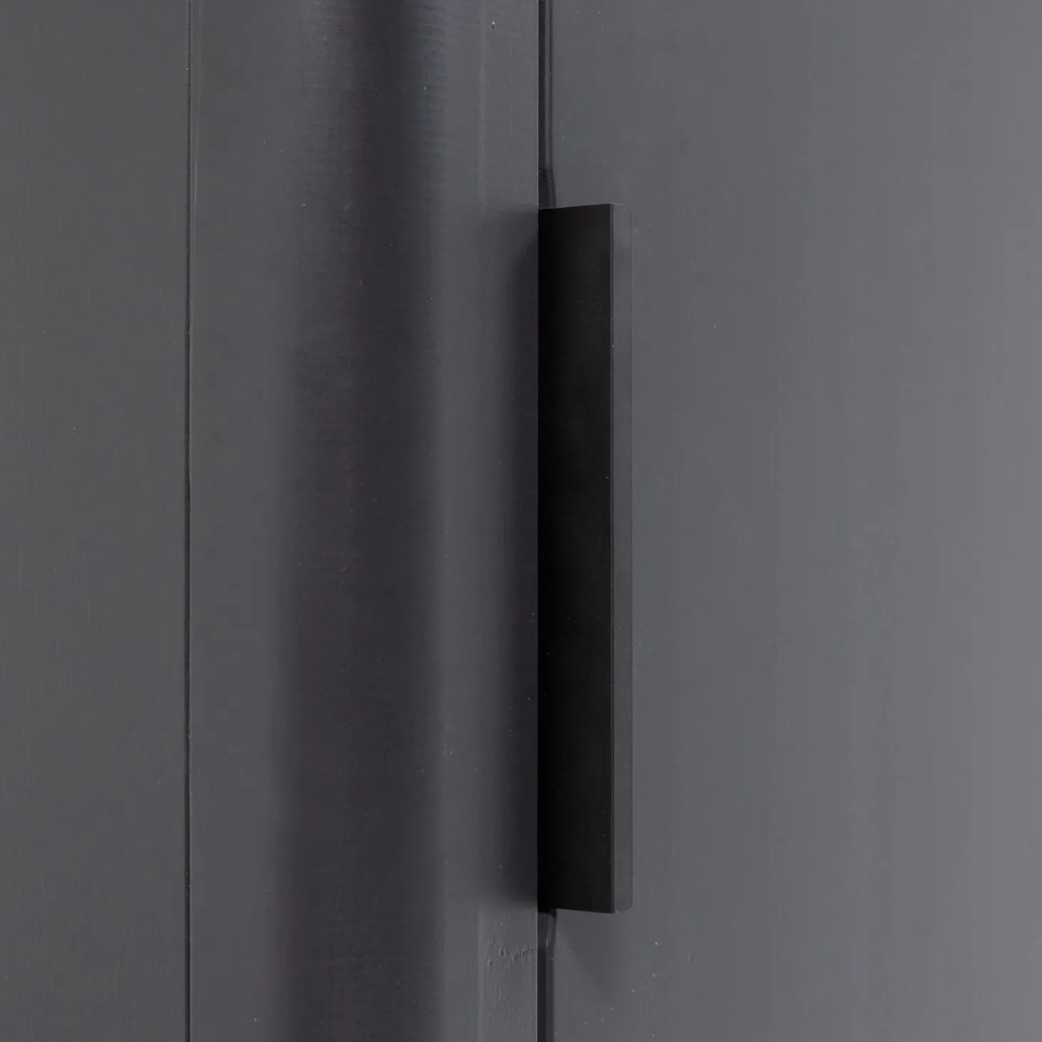 gunnar-smalle-hoge-kast-grenen-xbnUFVFc-7.webp Discount WOOOD Gunnar Smalle Hoge Kast Grenen Matzwart