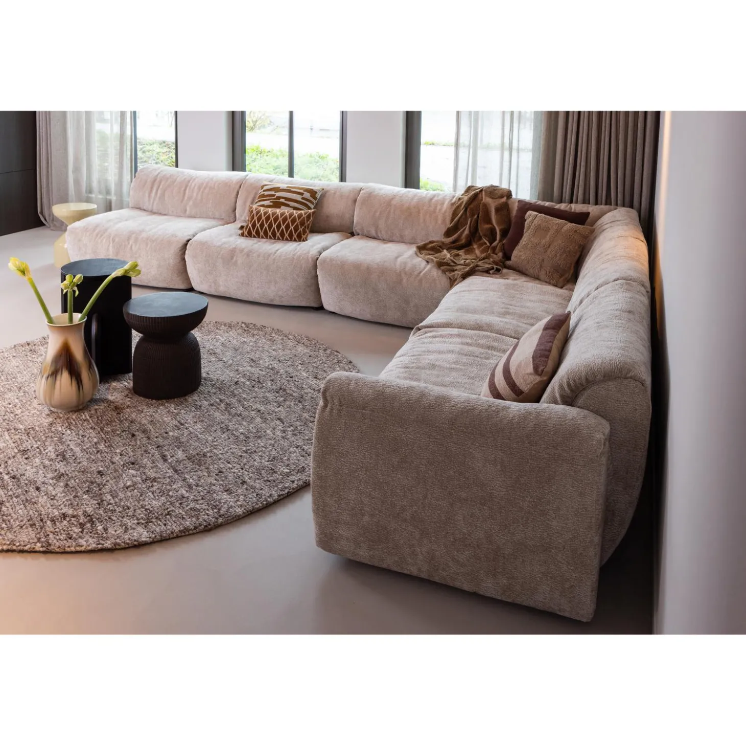 kioni-smalle-bijzettafel-acaci-lKhAGmHb-2.webp Discount WOOOD Kioni Smalle Bijzettafel Acacia Hout Zwart