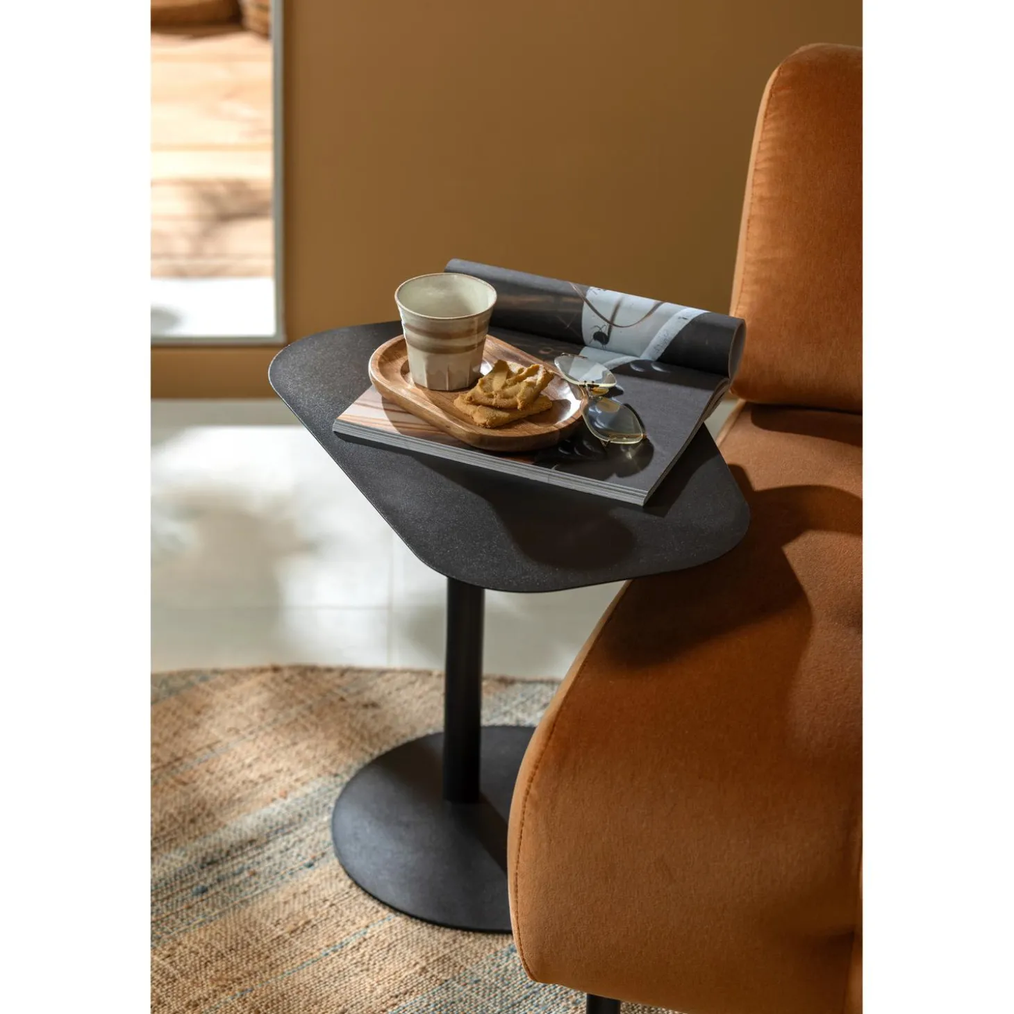 lia-bijzettafel-metaal-zwart-CtduWmDu-2.webp Clearance WOOOD Lia Bijzettafel Metaal Zwart