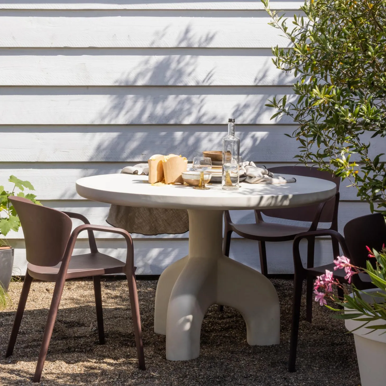 luno-tuintafel-rond-120-cm-vez-IxkutqoW-2.webp Sale WOOOD Luno Tuintafel Rond ø120 Cm Vezelversterkte Polymeer Naturel