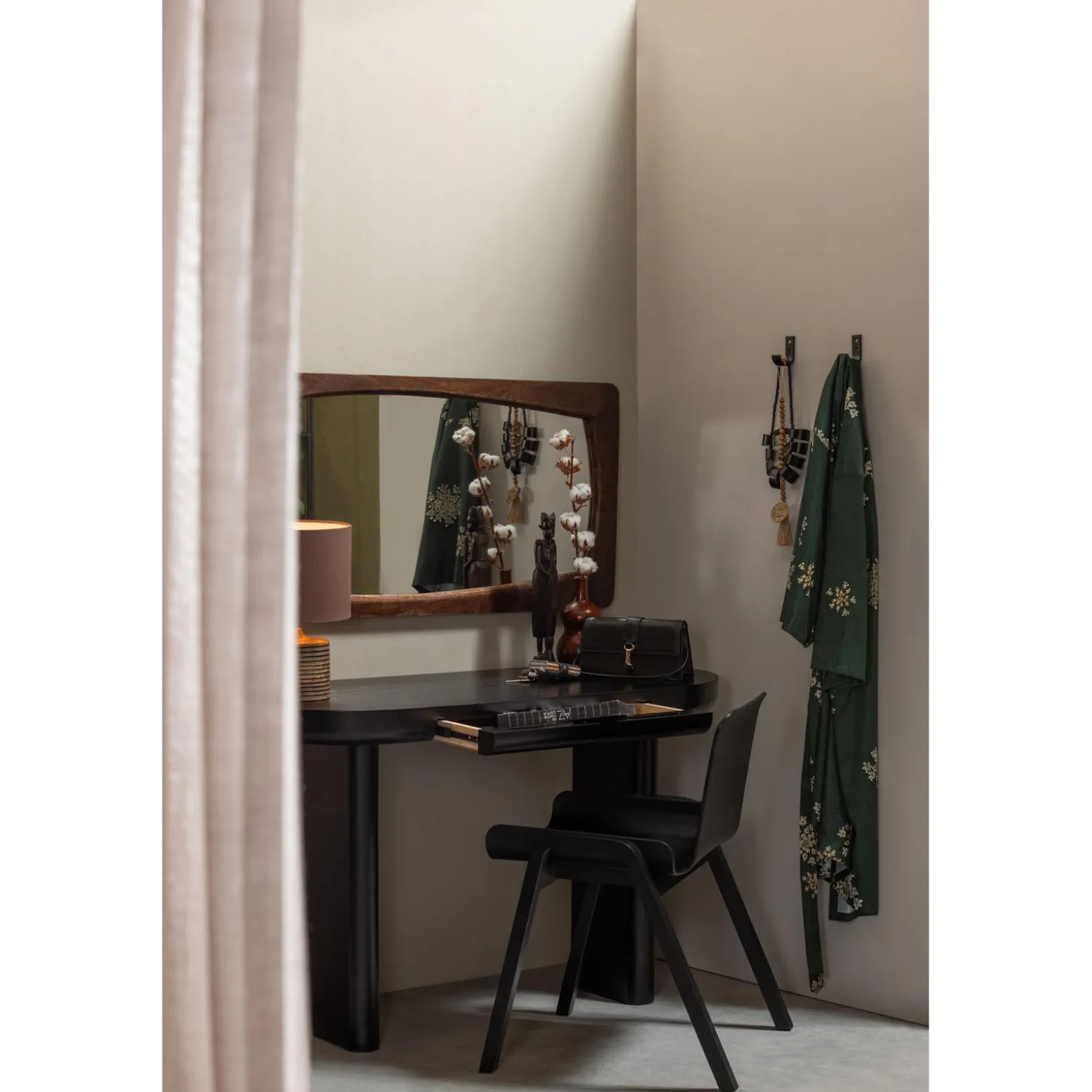 mael-bureausidetable-fineer-zw-sBxyymnQ-3.webp Sale WOOOD Mael Bureau/sidetable Fineer Zwart