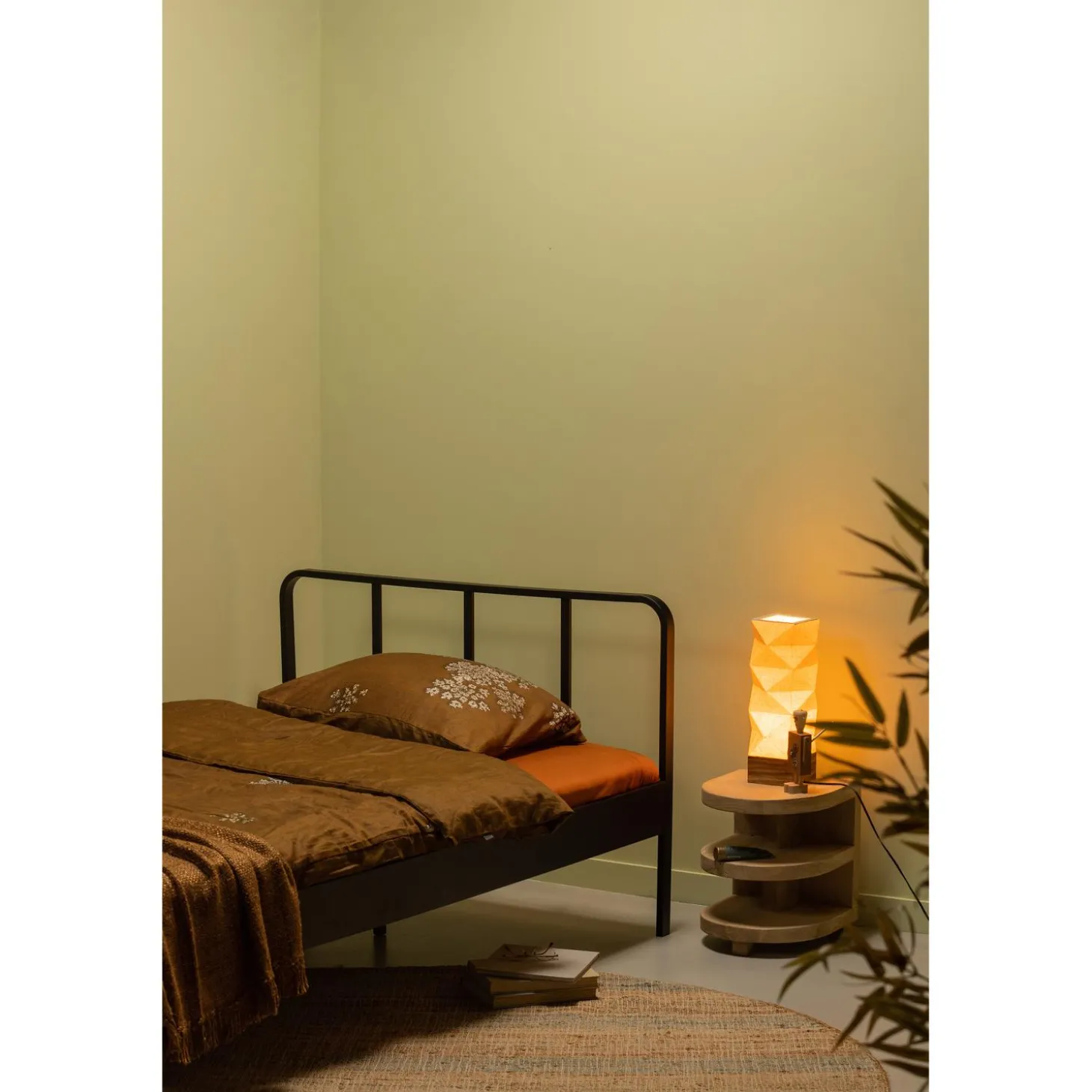 mees-bed-twijfelaar-metaal-zwa-sJECRRKr-2.webp Discount WOOOD Mees Bed Twijfelaar Metaal Zwart 120x200 Cm