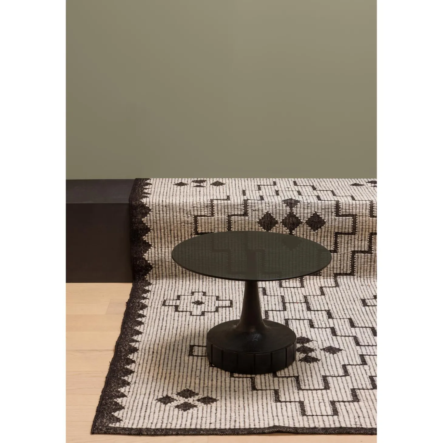 omari-vloerkleed-woljute-natur-hOniOsHb-1.webp Hot WOOOD Omari Vloerkleed Wol/jute Naturel/zwart 160x230 Cm