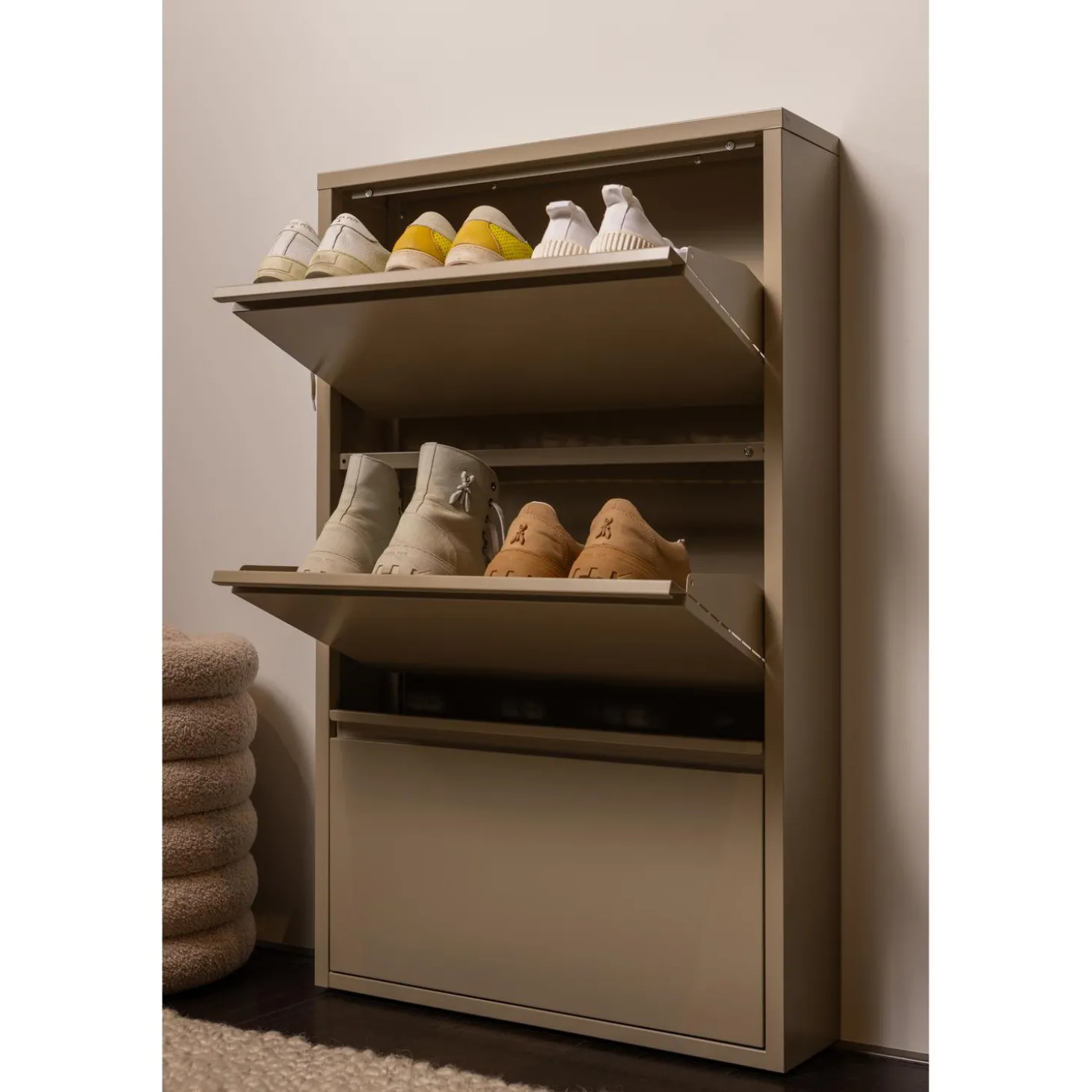 sabine-3-vaks-schoenenkast-met-CAlfRYbD-2.webp Clearance WOOOD Sabine 3-vaks Schoenenkast Metaal Zand