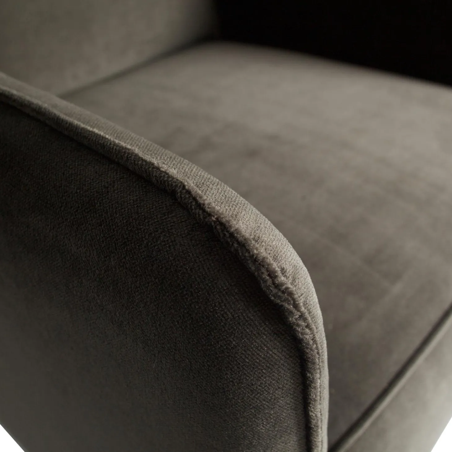 statement-fauteuil-met-arm-vel-jhTTGcpL-5.webp Outlet WOOOD Statement Fauteuil Met Arm Velvet Warm Groen