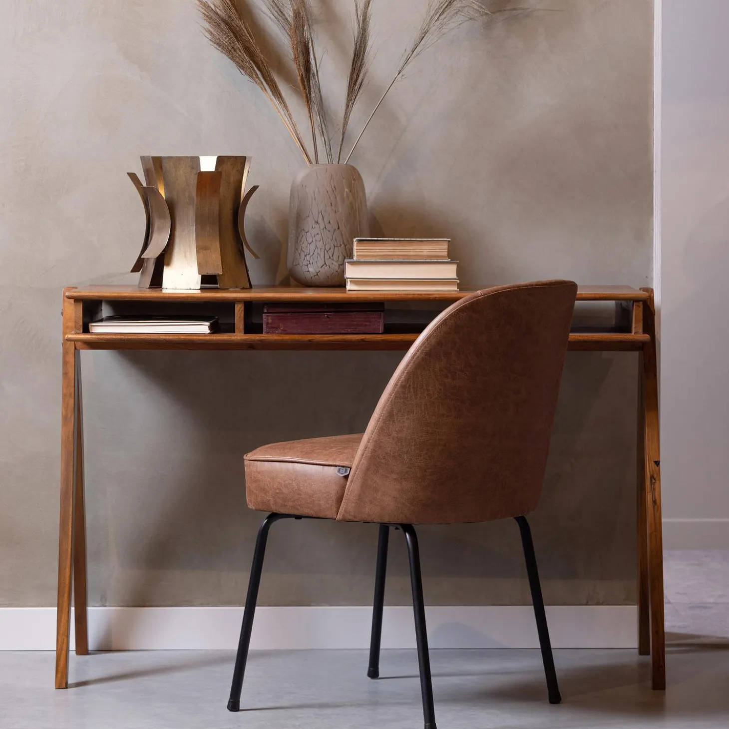 vogue-eetkamerstoel-leer-cogna-pCHPorFa-2.webp Sale WOOOD Vogue Eetkamerstoel Leer Cognac